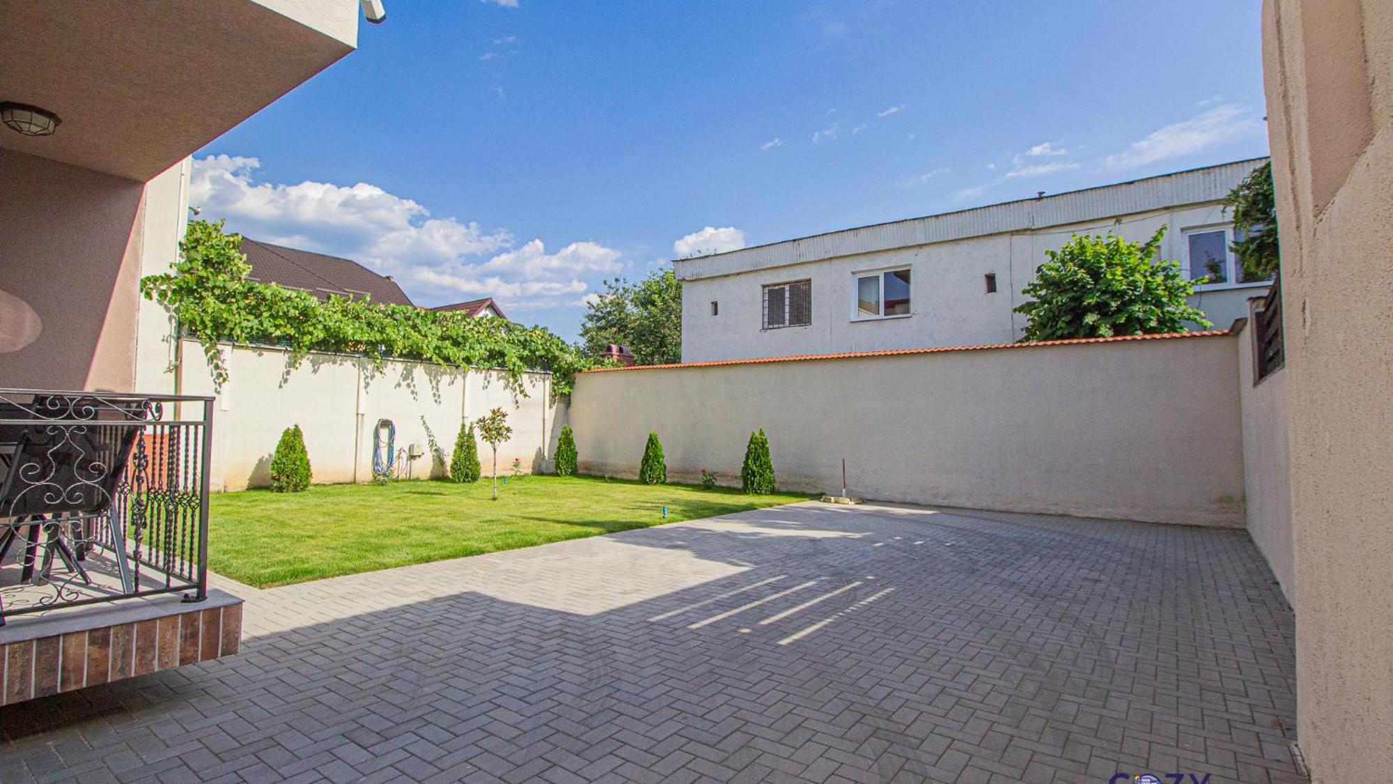 Cozy Brand New Boutique Aparthotel Брашов Екстериор снимка