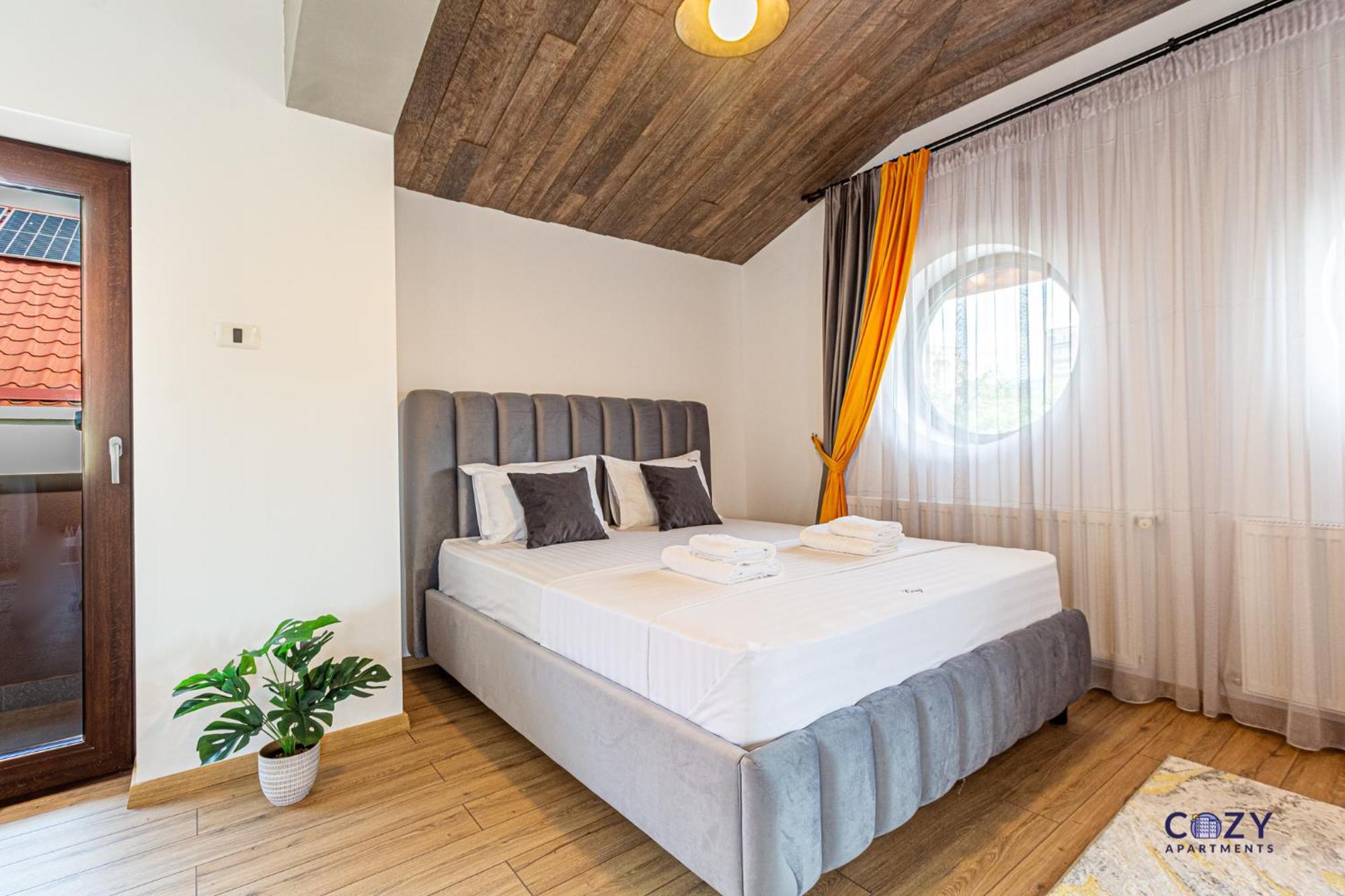 Cozy Brand New Boutique Aparthotel Брашов Екстериор снимка