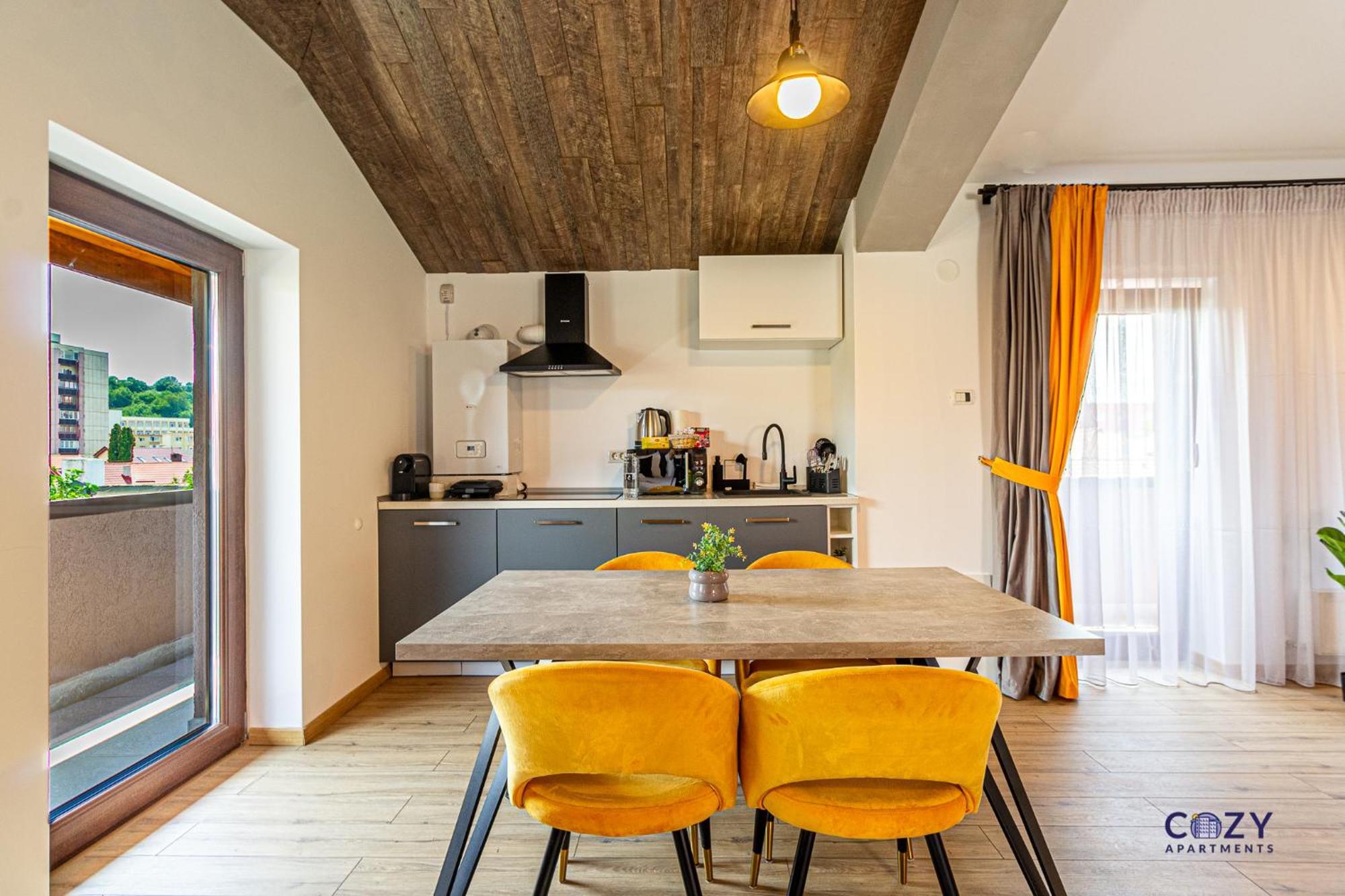 Cozy Brand New Boutique Aparthotel Брашов Екстериор снимка
