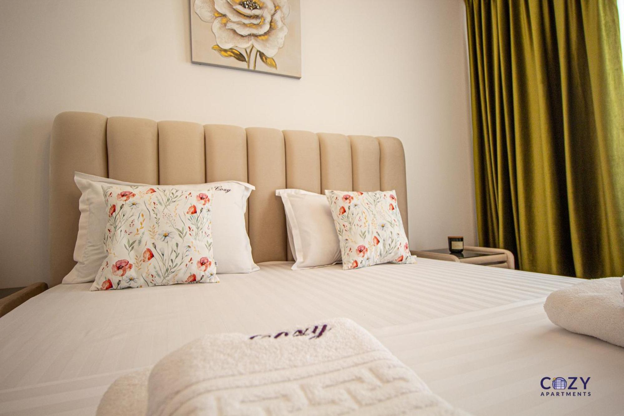 Cozy Brand New Boutique Aparthotel Брашов Екстериор снимка