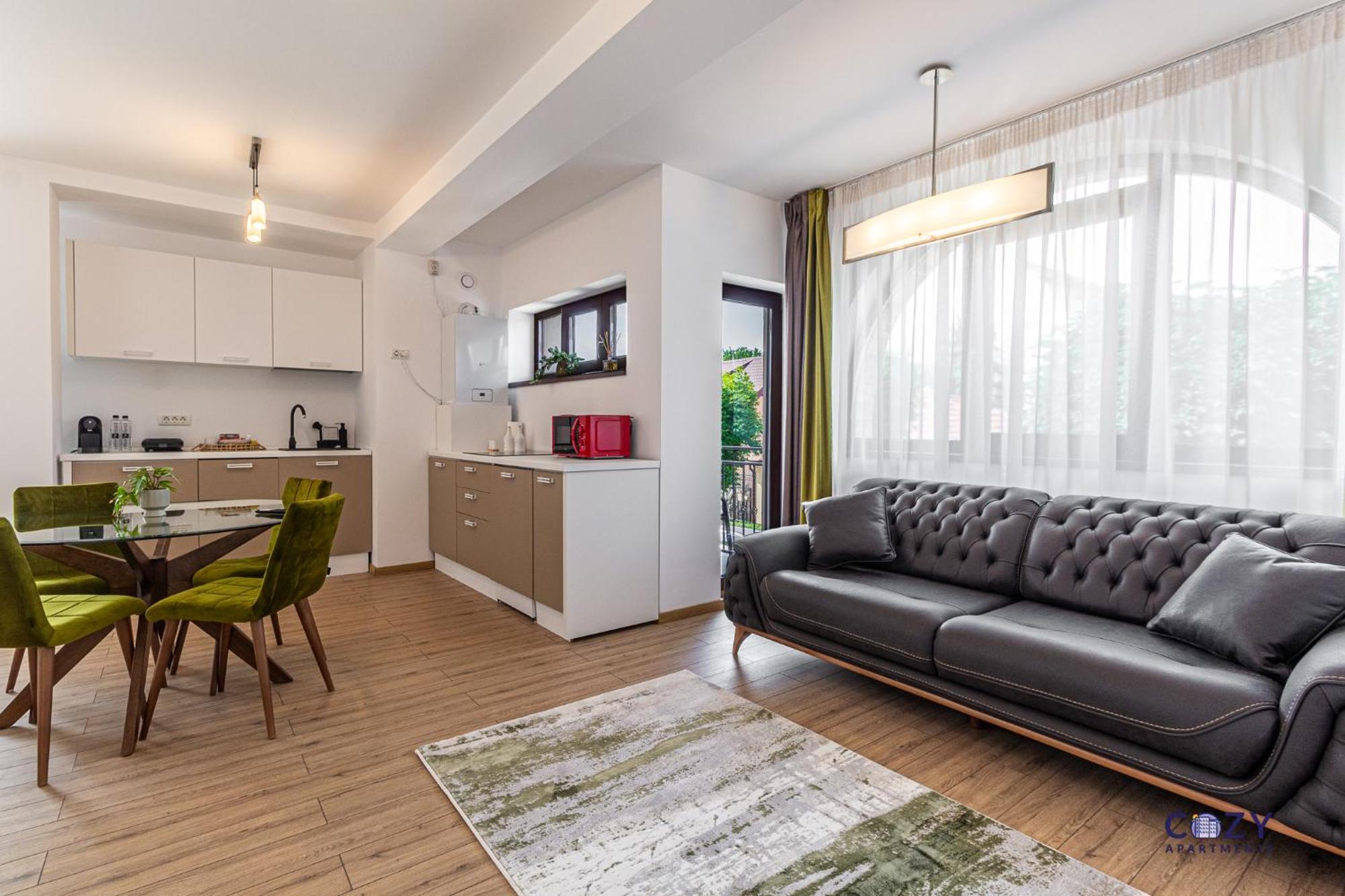 Cozy Brand New Boutique Aparthotel Брашов Екстериор снимка