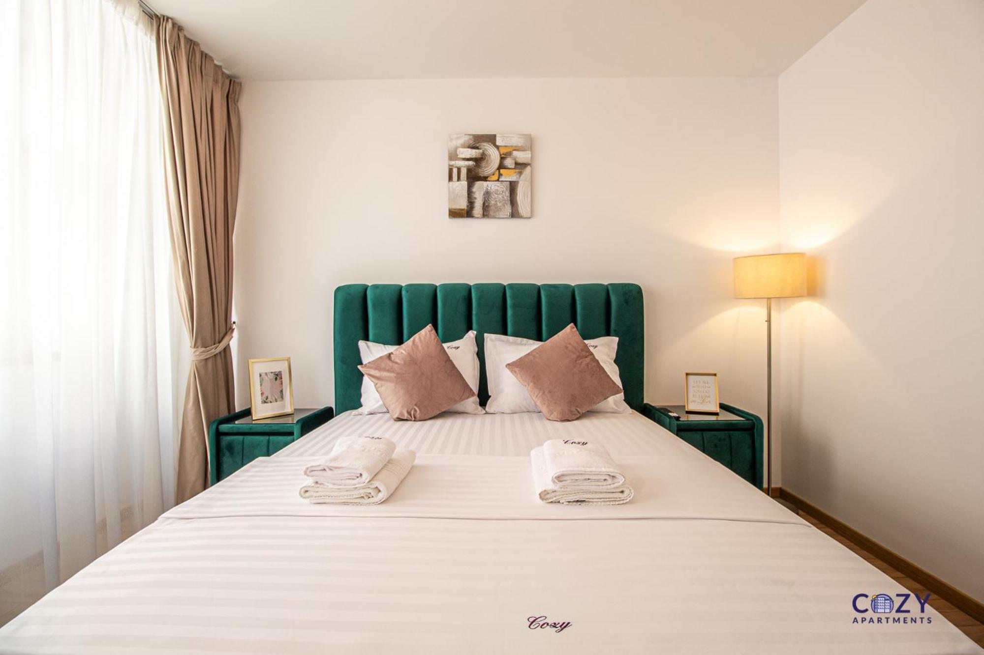 Cozy Brand New Boutique Aparthotel Брашов Екстериор снимка