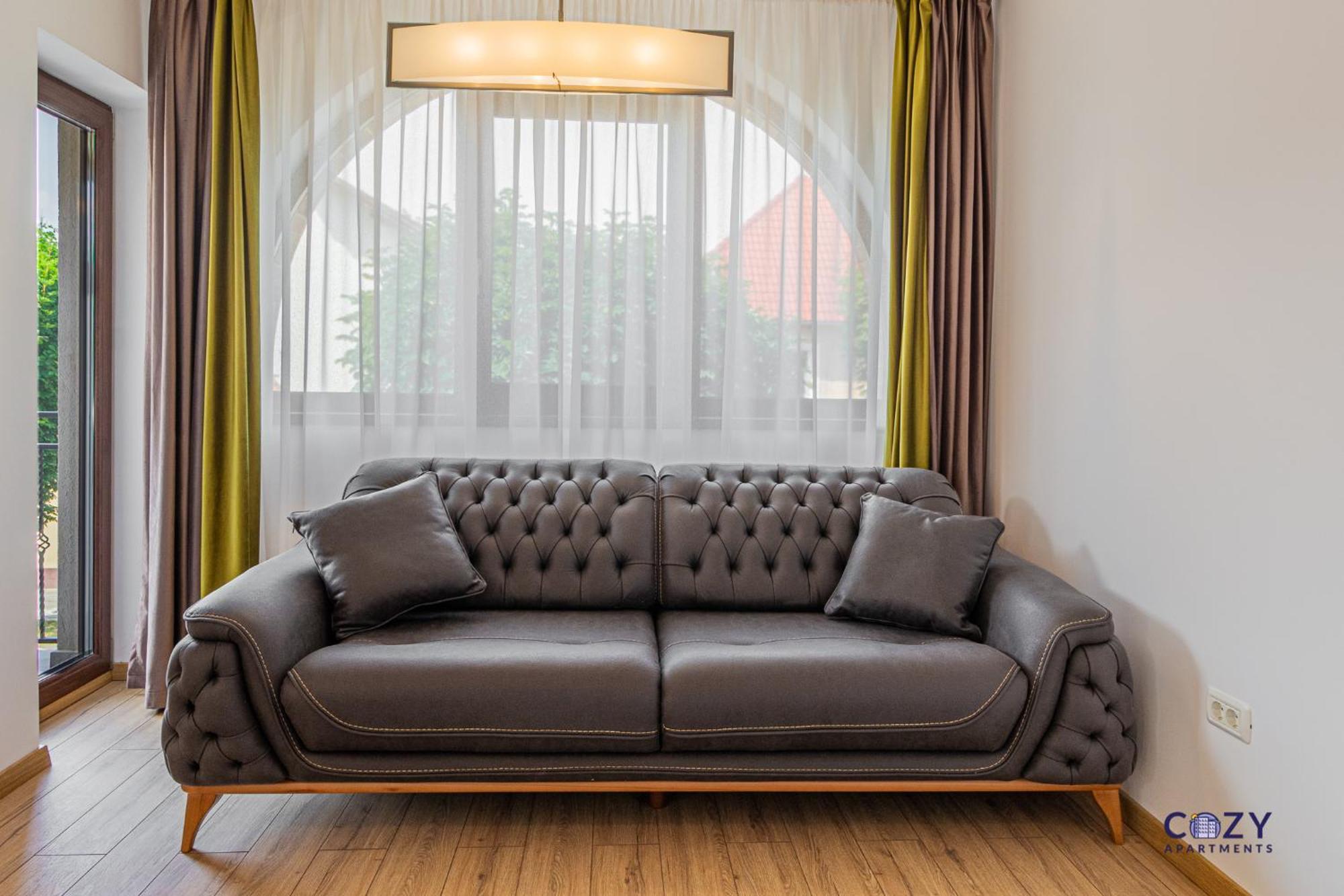 Cozy Brand New Boutique Aparthotel Брашов Екстериор снимка