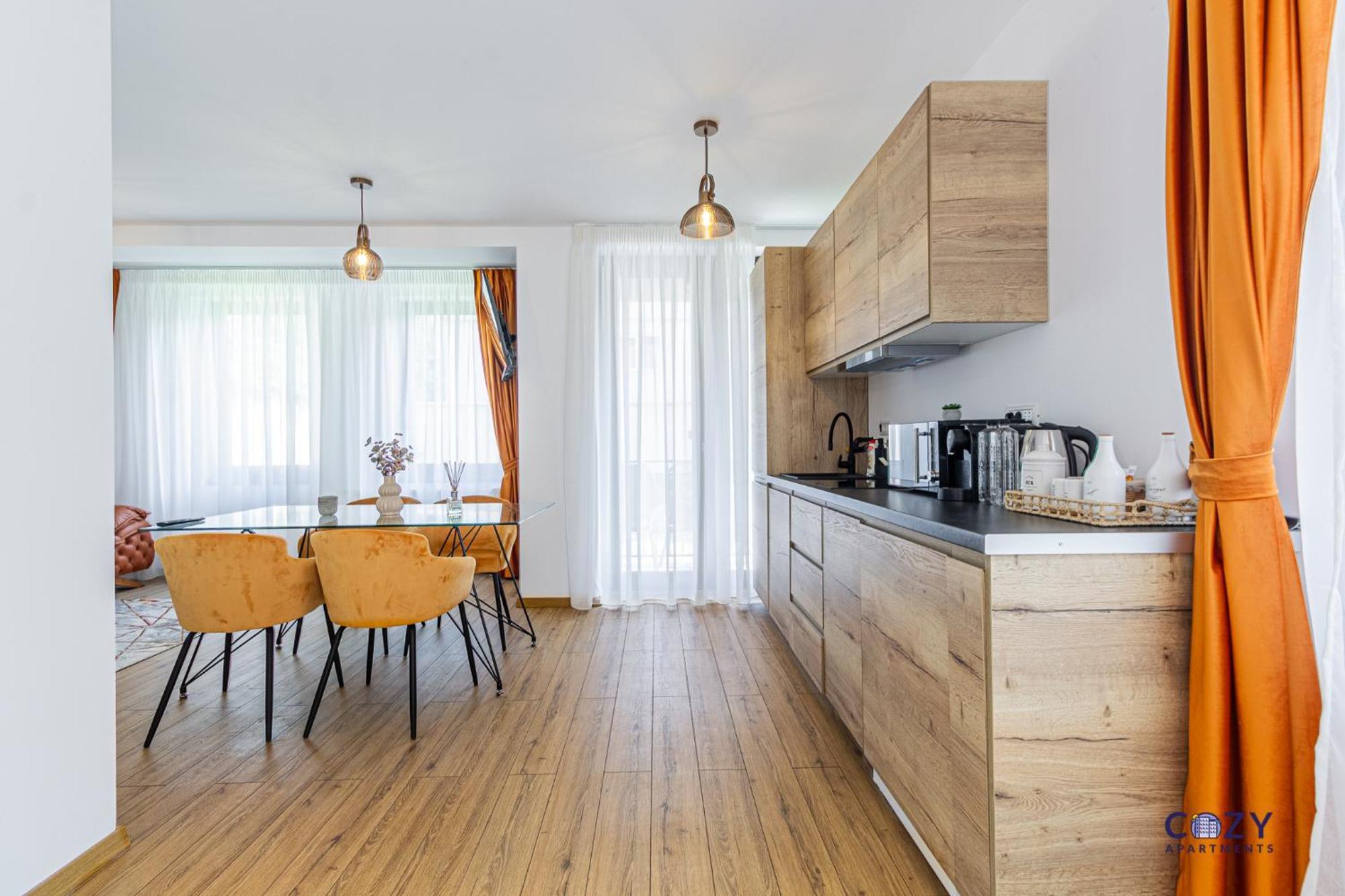 Cozy Brand New Boutique Aparthotel Брашов Екстериор снимка