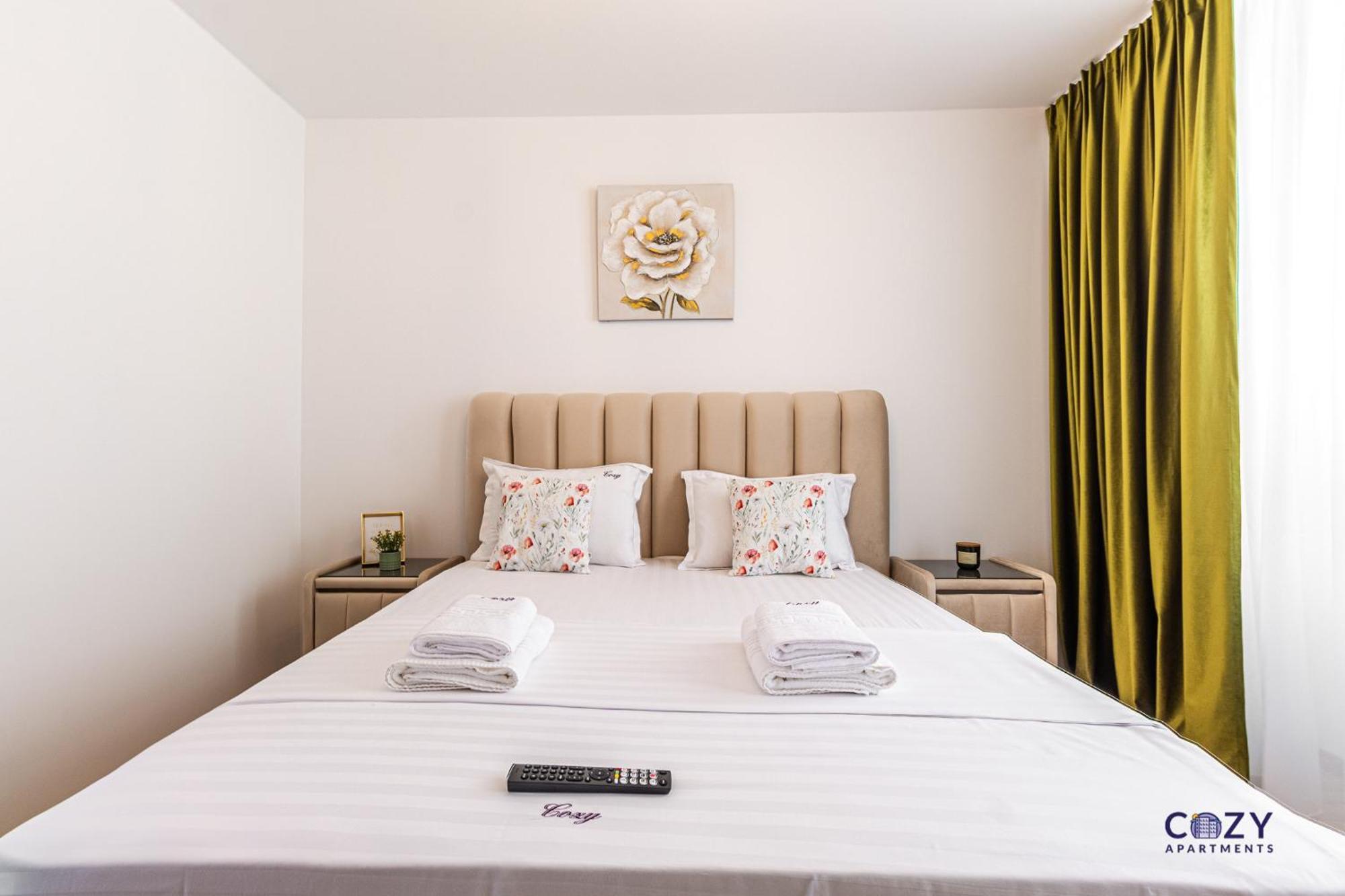 Cozy Brand New Boutique Aparthotel Брашов Екстериор снимка