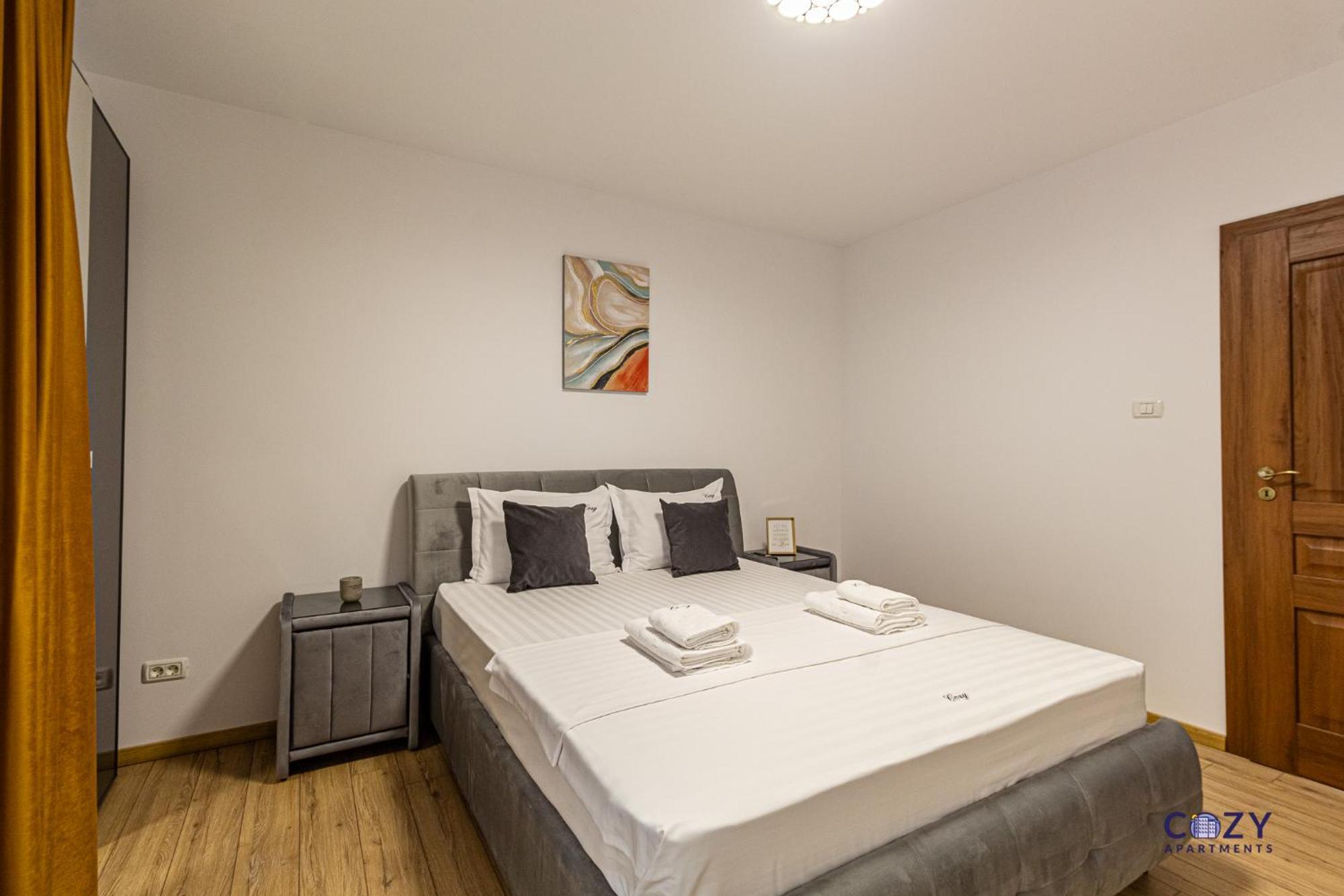 Cozy Brand New Boutique Aparthotel Брашов Екстериор снимка